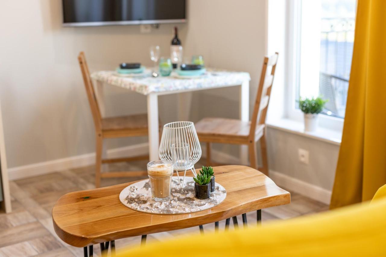 Villa Kasztelan Apartamenty Ustrzyki Dolne Ngoại thất bức ảnh