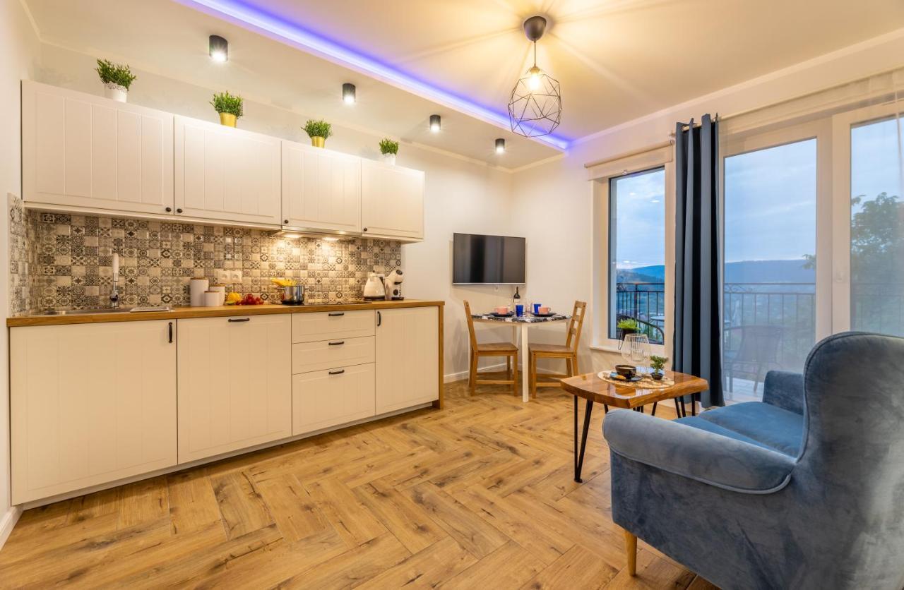 Villa Kasztelan Apartamenty Ustrzyki Dolne Ngoại thất bức ảnh