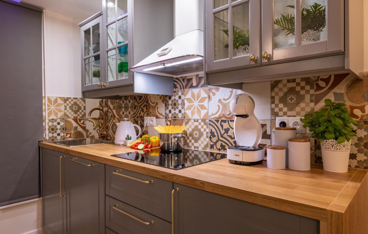 Villa Kasztelan Apartamenty Ustrzyki Dolne Ngoại thất bức ảnh