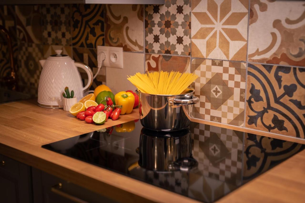 Villa Kasztelan Apartamenty Ustrzyki Dolne Ngoại thất bức ảnh