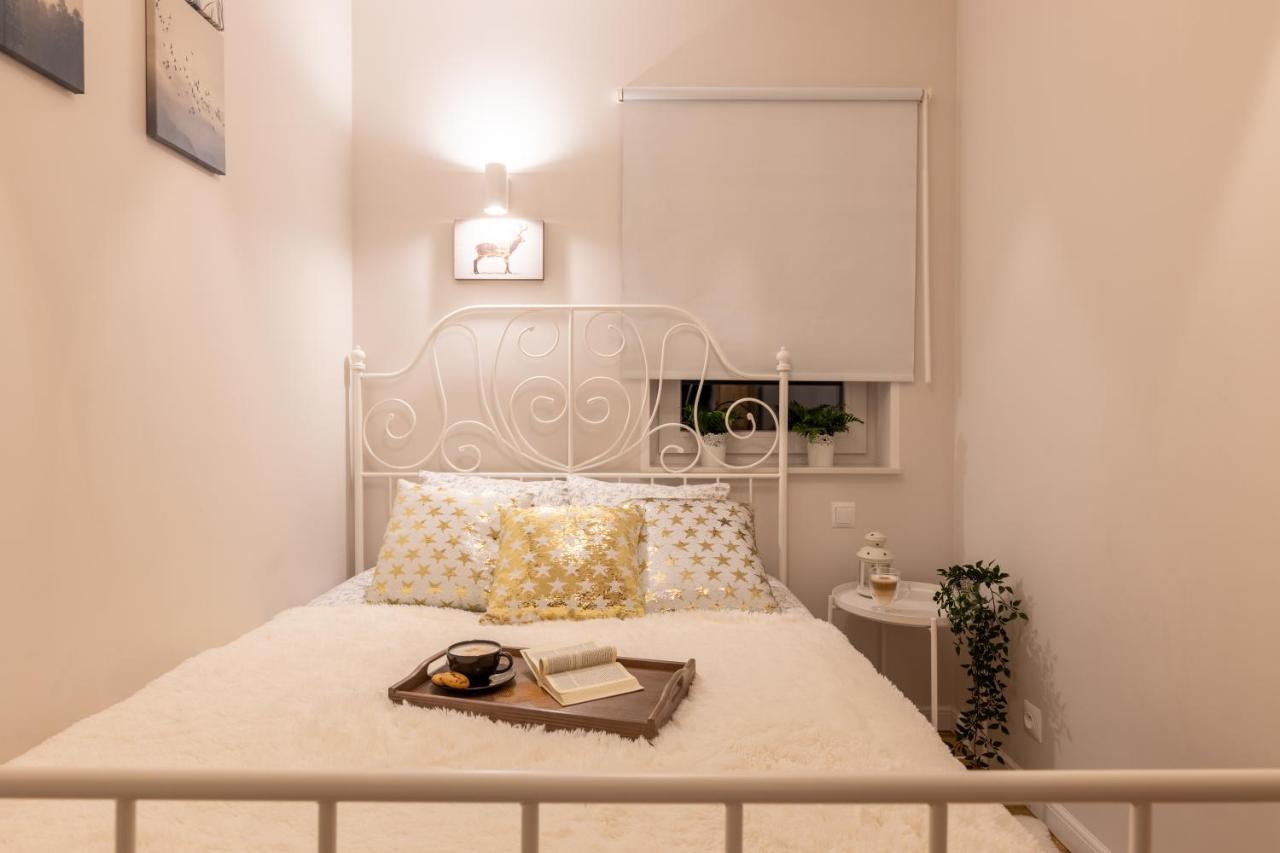 Villa Kasztelan Apartamenty Ustrzyki Dolne Ngoại thất bức ảnh