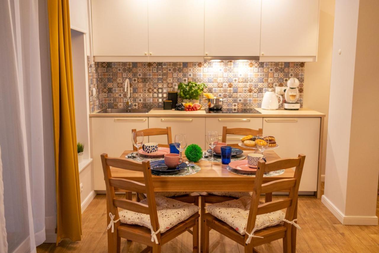 Villa Kasztelan Apartamenty Ustrzyki Dolne Ngoại thất bức ảnh